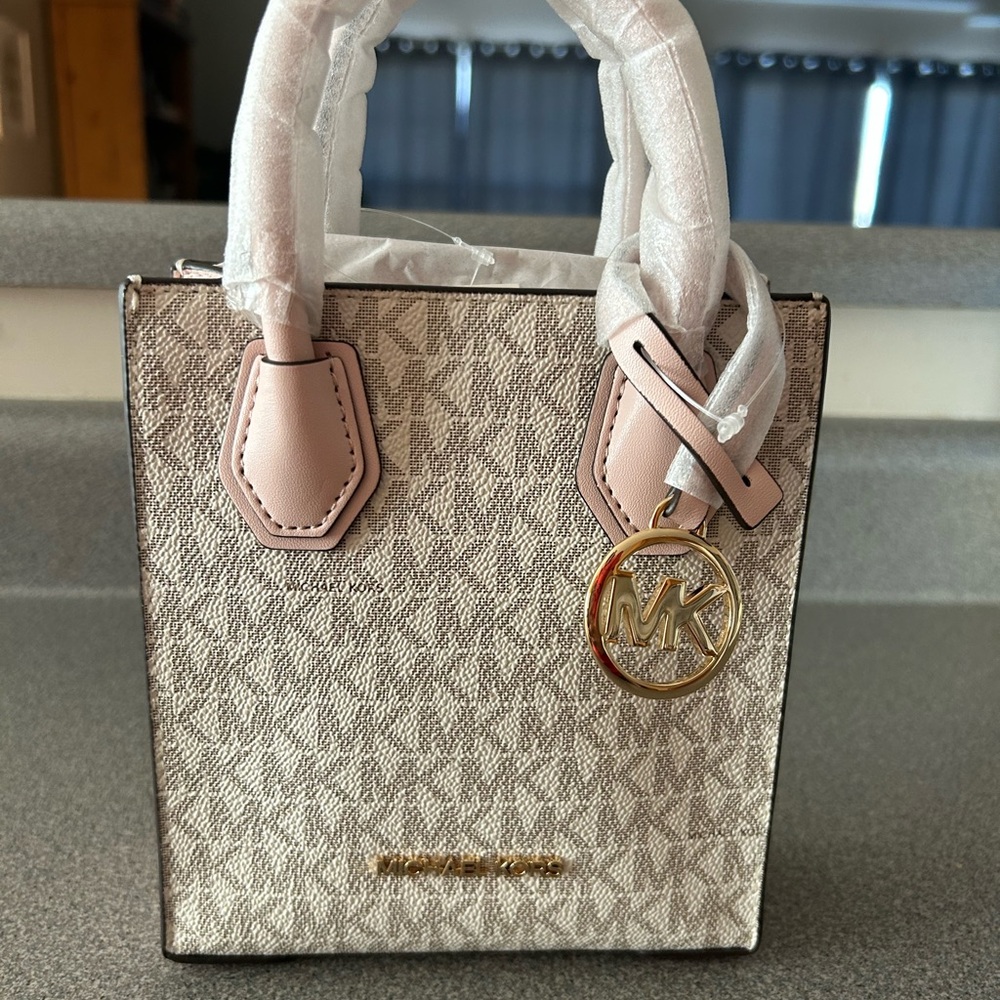 Michael Kors Cream and Pink Women's Bag